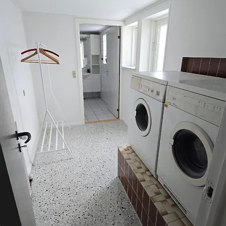 Bright Townhouse With Garden & Terrace Dom wakacyjny